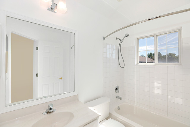 Building Photo - 860 S Insignia Ct