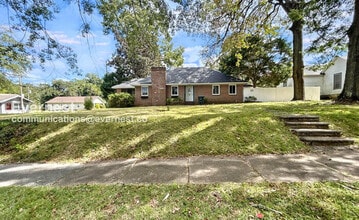 Building Photo - 7933 5th Ave S