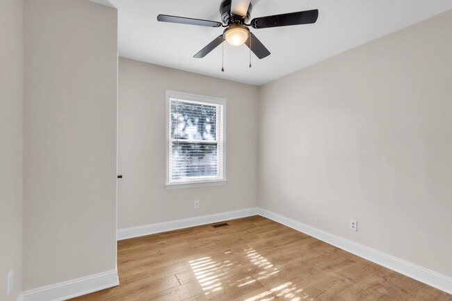 Building Photo - 118 Whitmire Rd