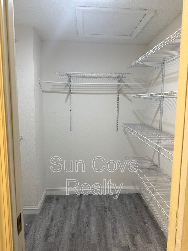 Building Photo - 6361 92nd Pl N