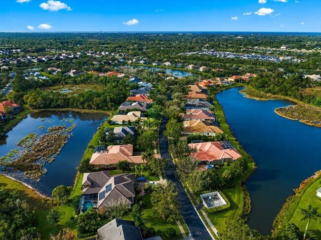 Building Photo - 12657 Promenade Estates Blvd