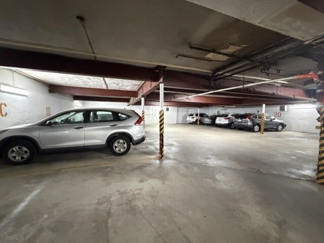 Building Photo - 260 Mt Auburn St