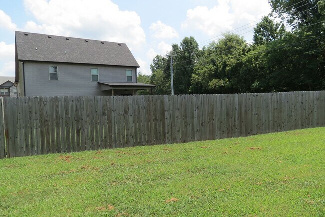 Building Photo - 1003 Barnhill Rd