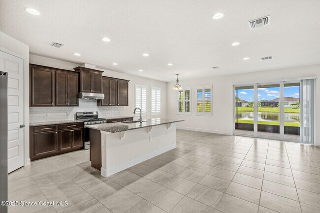 Building Photo - 2999 Pangea Cir