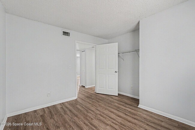 Building Photo - 2181 Agora Cir SE