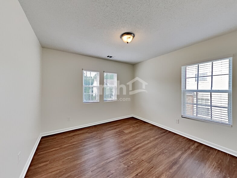 Building Photo - 6012 Ricker Rd