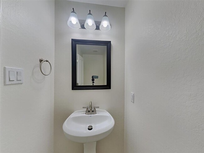 Building Photo - 7234 Basque Country Dr