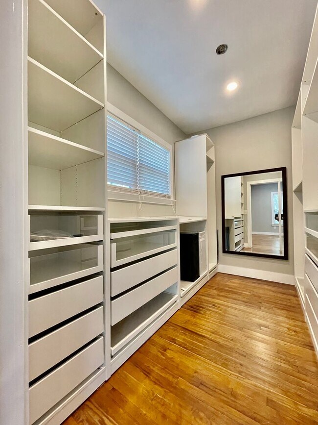 Building Photo - Historic Landmark Meets Modern Farmhouse Charm in San Marcos