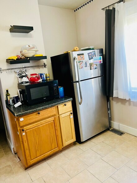 Building Photo - 701 3rd St NW