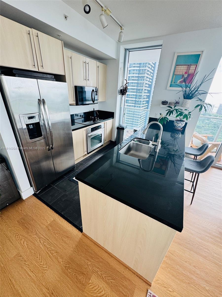 Building Photo - 79 SW 12th St