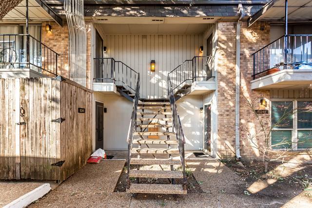 Building Photo - 10248 Regal Oaks Dr