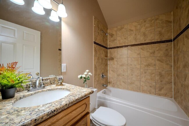 Building Photo - 15719 Edo Cir