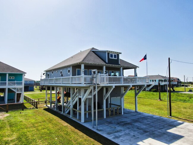 Building Photo - 939 Palm Ridge Dr