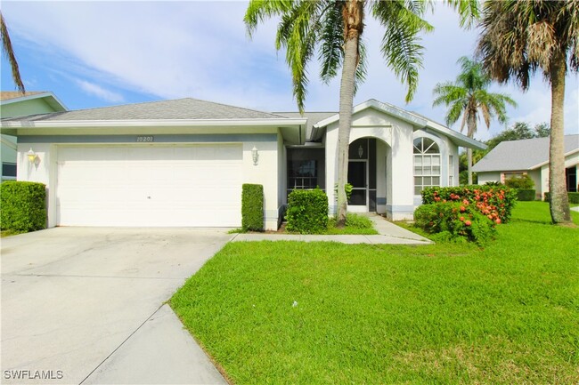 Primary Photo - 10201 Regent Cir