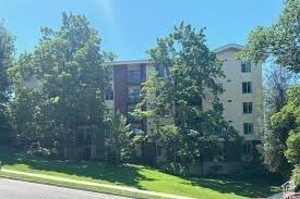 Building Photo - 1032 E 400 S