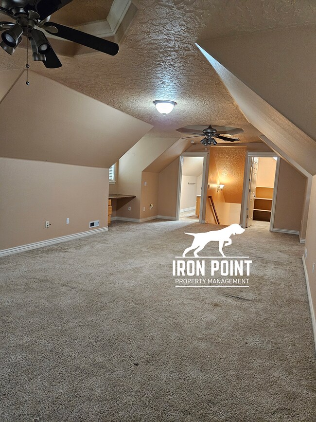 Building Photo - 3bed/3bath in sought after Nampa neighborhood w/3 car garage and large bonus room.