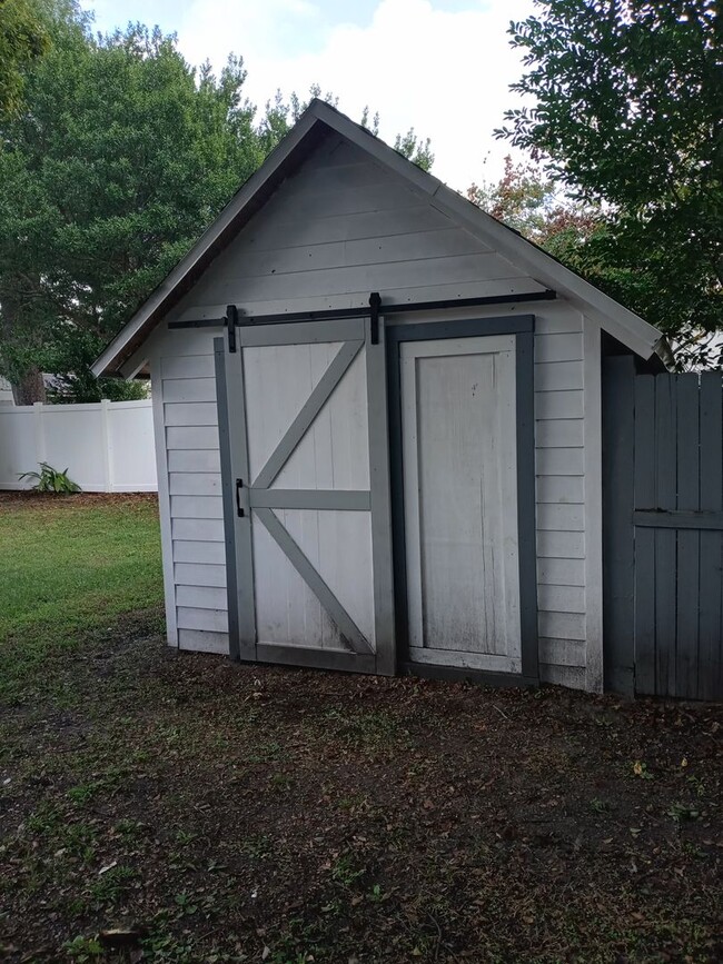 Building Photo - BOONE SCHOOL DISTRICT home available now