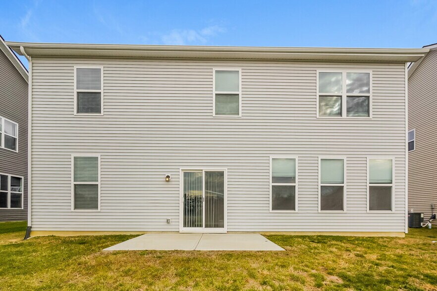 Building Photo - 1119 Barberry Dr