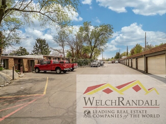 Building Photo - 5511 S Willow Ln