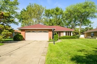 Building Photo - 2144 Parkside Dr