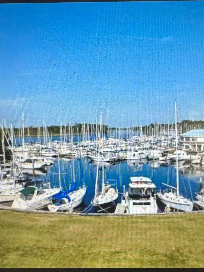 Building Photo - 6225 Harbourside Dr