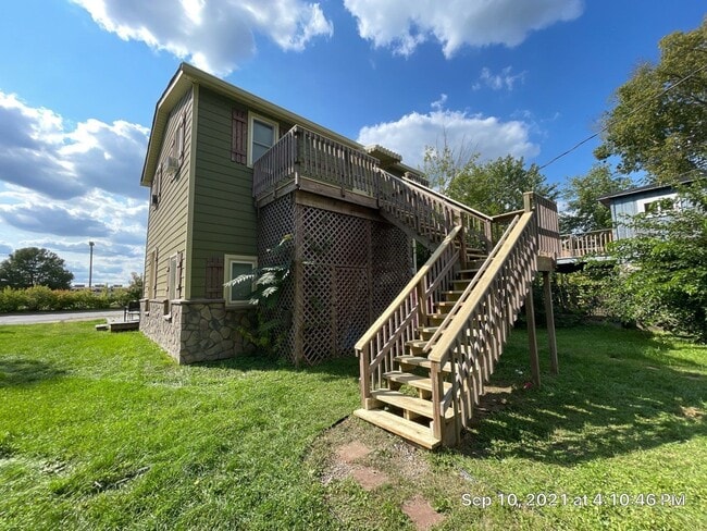 Primary Photo - Cozy 2 Bedroom Rental Property in Noblesvi...