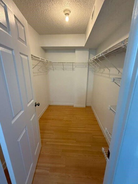 Building Photo - 408 NW 68th Ave