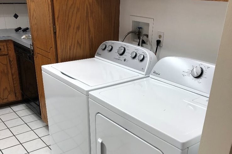Washer/Dryer - 13305 Discovery Dr