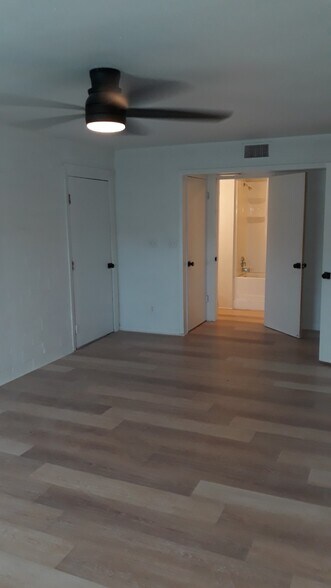 Building Photo - 508 E Le Roy St