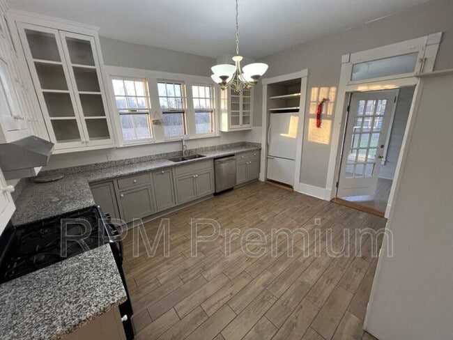 Building Photo - 8222 LA-955