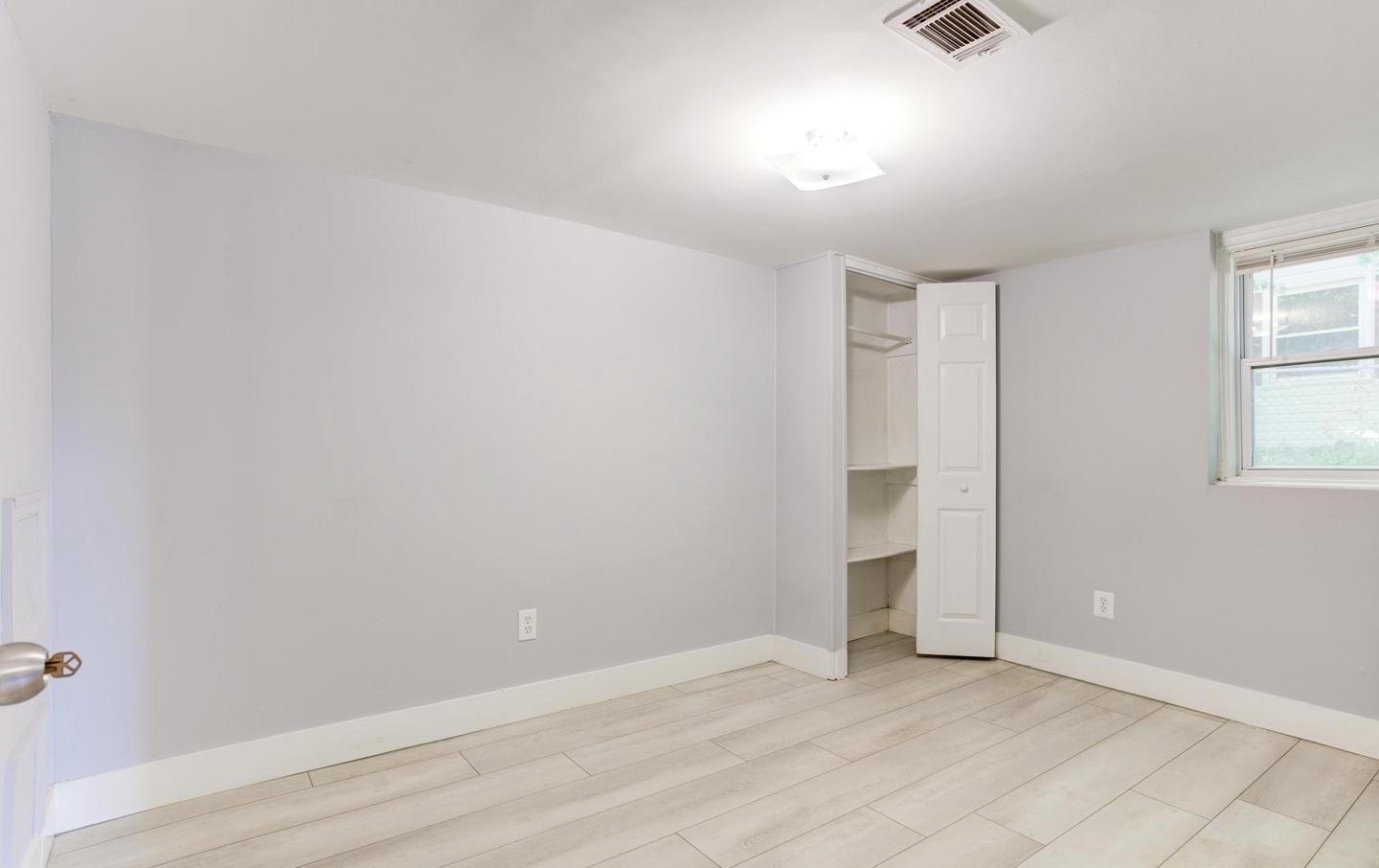 Building Photo - 4023 Chestnut St