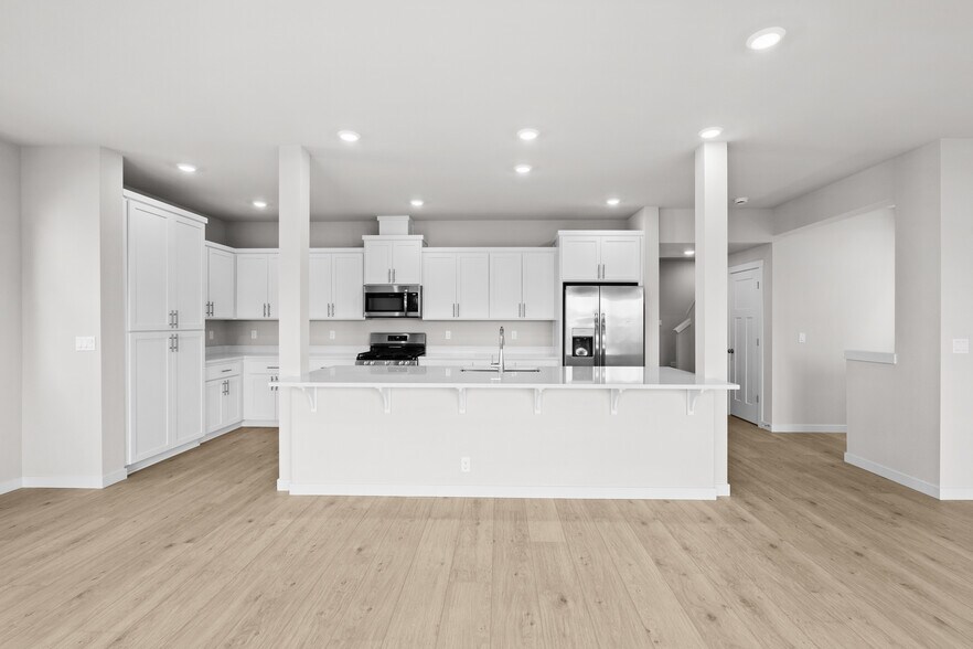 Building Photo - 9225 SW Vermillion Dr