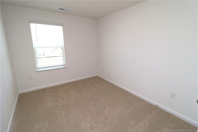Building Photo - 360 Freestall Dr