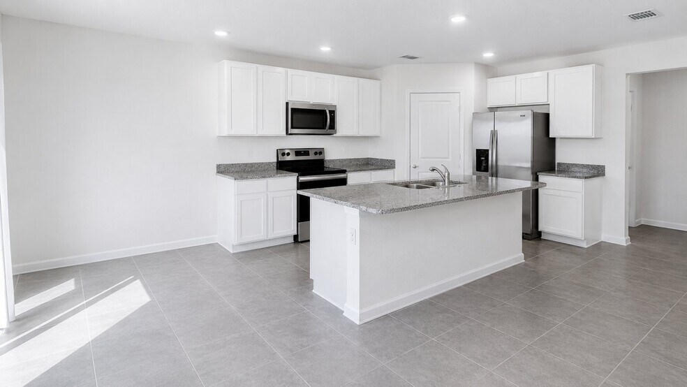 Building Photo - 35515 Mahwah Ave