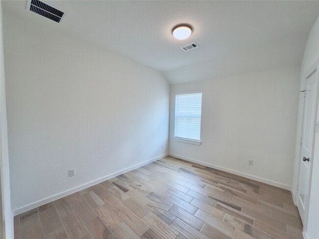 Building Photo - 15206 Cortines Ct