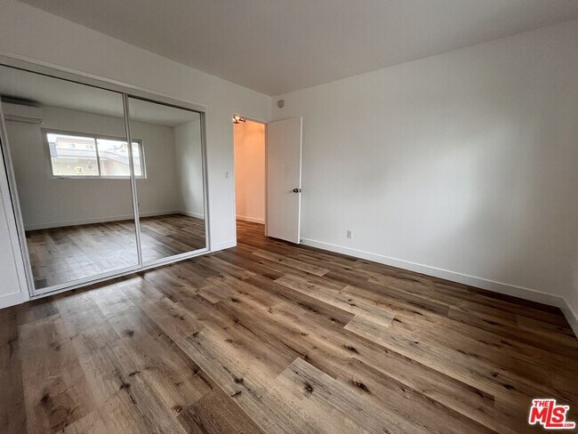 Building Photo - 3645 Westwood Blvd