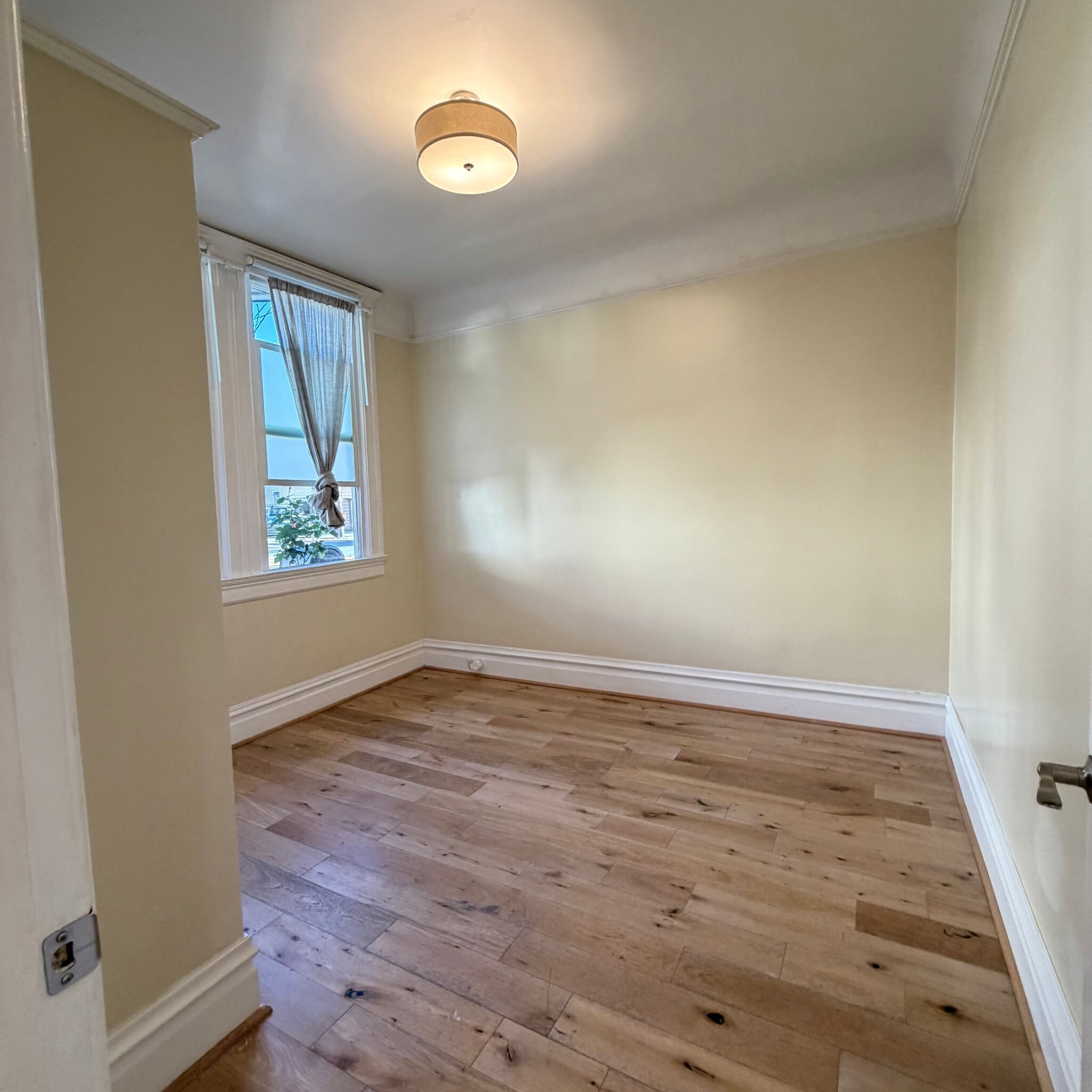 Building Photo - 2394 Bryant St