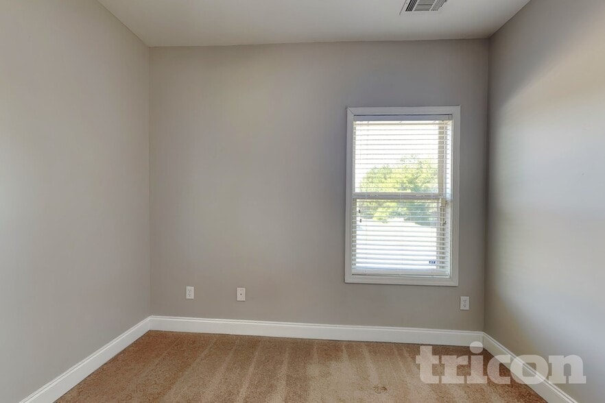 Building Photo - 6259 Baltusrol Trce