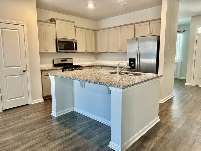 Building Photo - Cypress Ridge Townhome!