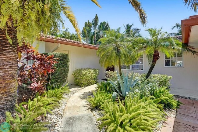 Building Photo - 3230 S Terra Mar Dr