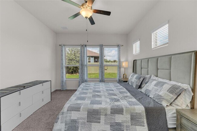 Building Photo - 10024 Dalliance Ln