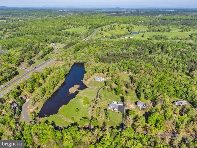 Building Photo - 2036 Spotswood Dr