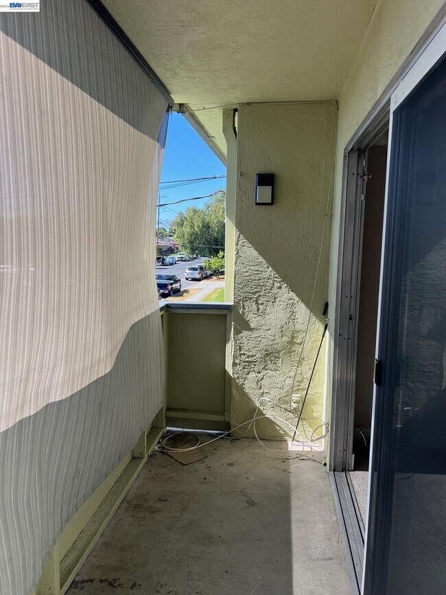 Building Photo - 36976 Mulberry St