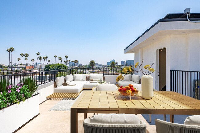 Building Photo - 240 N Dillon St