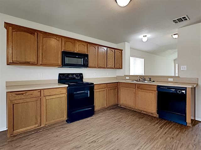 Building Photo - 4844 Kingfisher Ln