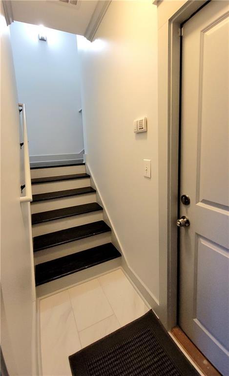 Building Photo - 3371 Dogwood Dr