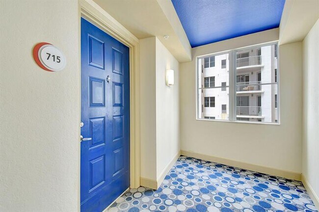 Building Photo - 1830 Radius Dr