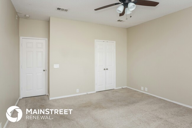 Building Photo - 3288 Raleigh Dr