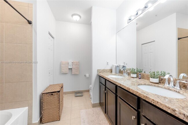 Building Photo - 1030 SW 147th Ave
