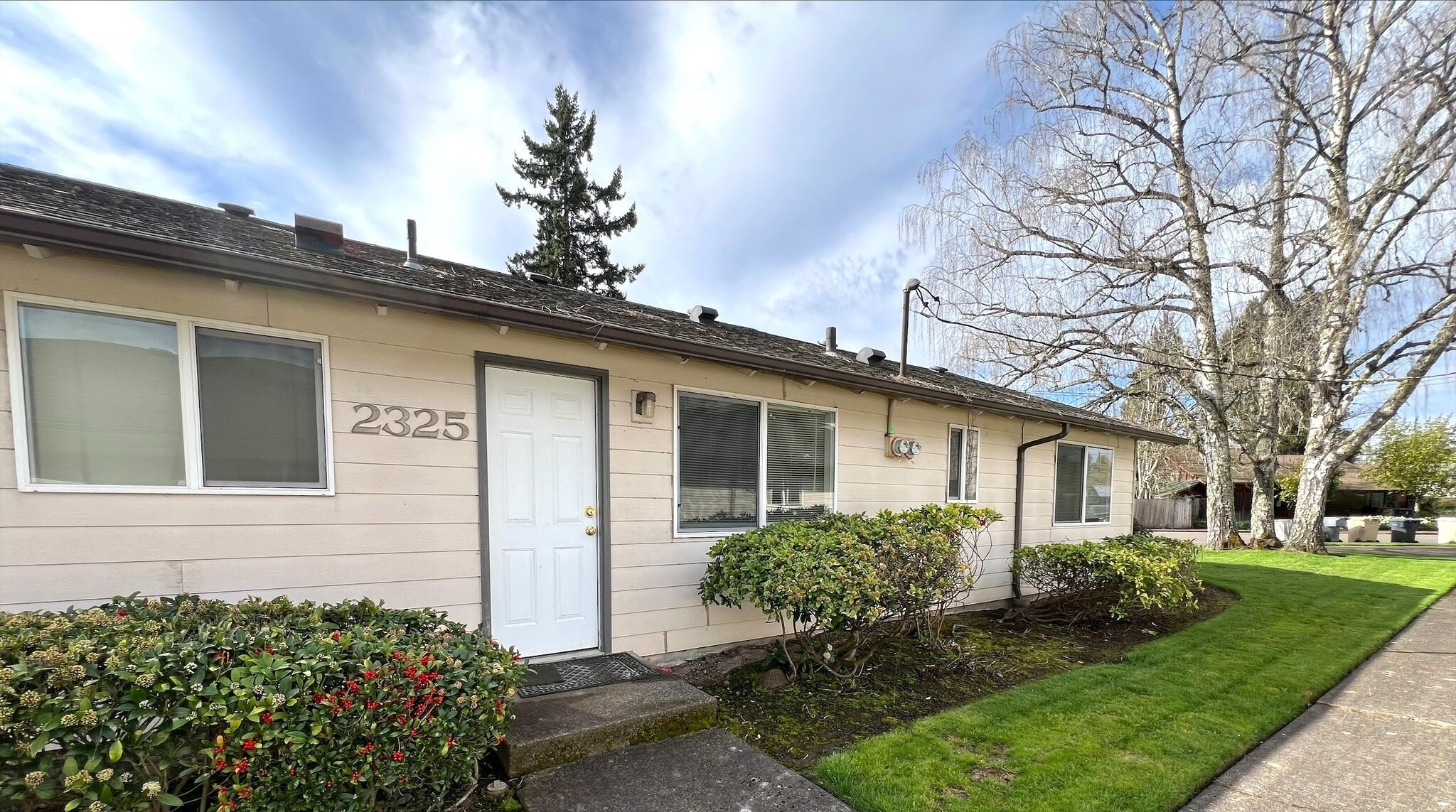 Building Photo - 810 NW 23rd St